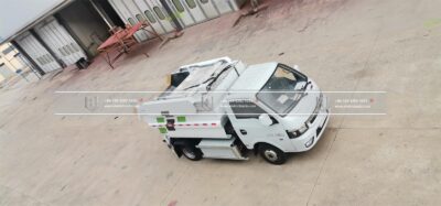 4.5T Pure Electric Self Loading Garbage Truck Bird View