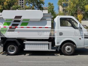 4.5T Pure Electric Self Loading Garbage Truck Container