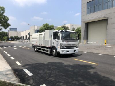 9 Ton Hydrogen Fuel Guardrail Cleaning Truck Right Body