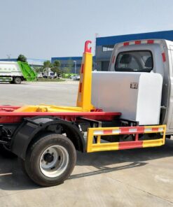 3.5T 4.5-meter single-row pure electric detachable garbage truck with carriage