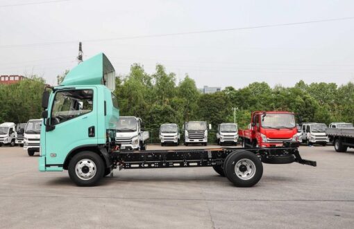 Dana T1 4.5T 4.2-Meter Single-Row Pure Electric Warehouse Grille Type Light Truck