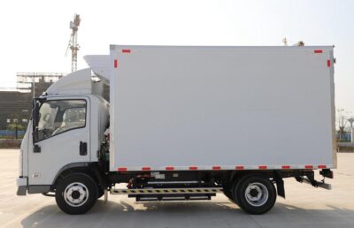 Ec301 4.5T Single-Row Pure Electric Refrigerated Truck