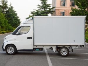 Eq2 2.6T 3.03-Meter Single-Row Pure Electric Van-Type Micro-Truck