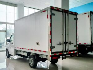 F1E 3T 3.18-Meter Pure Electric Refrigerated Truck