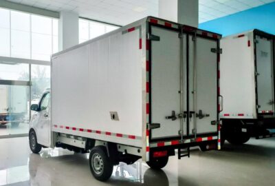 F1E 3T 3.18-Meter Pure Electric Refrigerated Truck