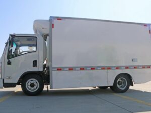 Maker 4.5T 4.1-Meter Single-Row Pure Electric Refrigerated Truck