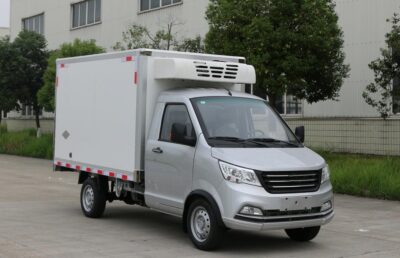 Ruishuai 2.6T 2.75-Meter Single-Row Pure Electric Refrigerated Truck