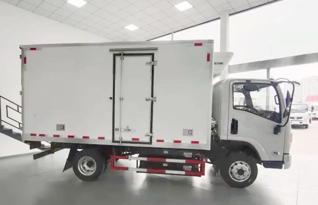 T19 4.5T 4-meter pure electric refrigerated truck (china VI)