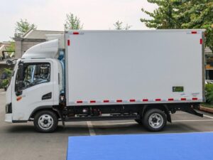 T2 4.5T 3.8-Meatair Aon-sreath Pure Electric Refrigerated Truck