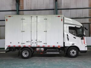 T5Ev 4.5T 4.03-Metre Single-Row Pure Electric Van-Type Light Truck