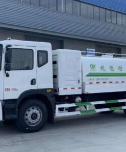 Dongfeng 10 cubic meters pure electric sprinkler truck