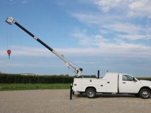 EWay Truck 4421 Electric-Hydraulic Truck Cranes