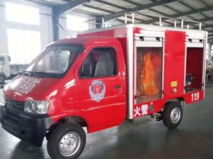 Electric gamay nga water tank fire sprinkler truck