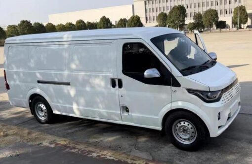 Blue Whale Zhixiang 4T 5-meter pure electric van transporter