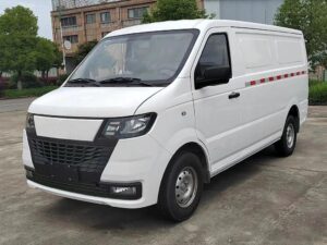 Chaolong 3Ton 5-meter pure electric closed van