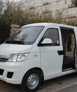 China Electric 360 4-Meter Pure Electric Closed Van