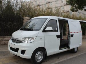 China Electric 360 4-Meter Pure Electric Closed Van