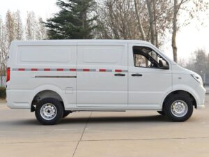 E Lufu 3.2Ton 5-Meter Pure Electric Closed Van