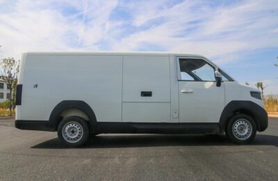 E-Lushun 3T 5-Meter Pure Electric Closed Van