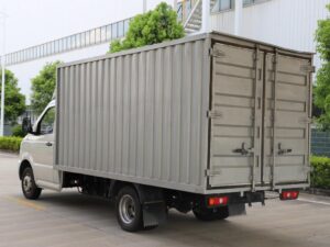 EC802 3.5T 3.7-meter Single-row Pure Electric Van-type Micro Truck