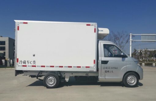 Guotai El30 2.7Ton 2.88-Meter Single-Row Pure Electric Refrigerated Truck