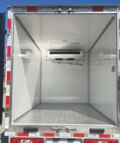 Guotai El30 2.7Ton 2.88-Meter Single-Row Pure Electric Refrigerated Truck