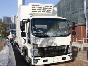 هوو 4.5 Tons 4-Meter Pure Electric Refrigerator Truck