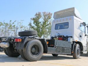 Haolong 35Ton Heavy Truck 4X2 Pure Electric Tractor