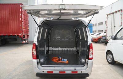 Hippopotamus mini 2.5T 4.5-meter pure electric closed van transporter