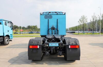 Jiangshan Ev550 6X4 25-Ton Pure Electric Tractor