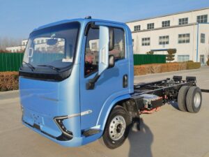 Land King 7.5T 4.18-Meter Single-Row Pure Electric Van-Type Light Truck