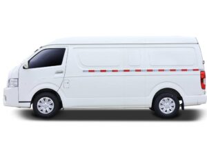 Longyao 8S 4T 5-meter pure electric closed van