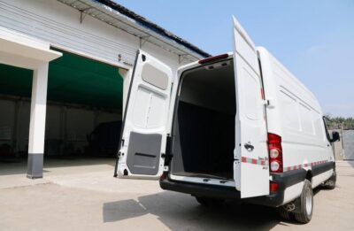 Shuailing I6 5Ton 6-Meter Pure Electric Long Wheelbase Closed Van