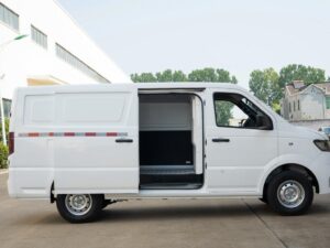 T01 3Ton 5-meter pure electric closed van