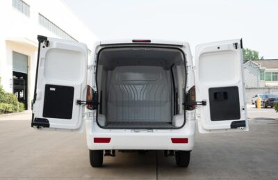 T01 3Ton 5-meter pure electric closed van