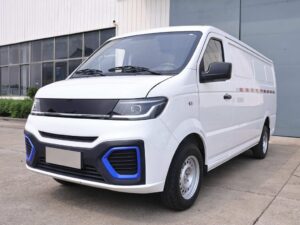 T02 Standard Version 3.25T 5.42-meter pure electric closed van