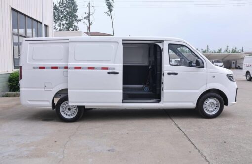 T02 Standard Version 3.25T 5.42-meter pure electric closed van