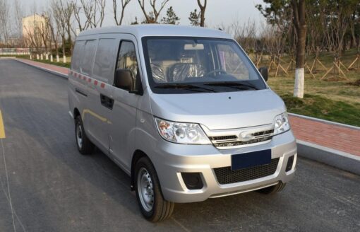 Tianye 260 2.6T 4.43-meter pure electric closed van transporter