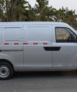 Tianye 260 2.6T 4.43-meter pure electric closed van transporter