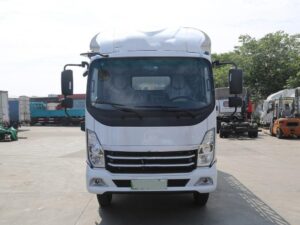 V2 4.5Ton 4.15-Meter Single-Row Pure Electric Cage-Type Light Truck