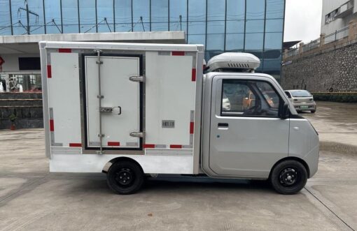 Wuling E10 0.8Ton 1.92-Meter Pure Electric Refrigerated Truck