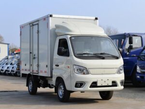 Xiangling M1 3Ton 3.05-Meter Single-Row Pure Electric Van-Type Micro Truck