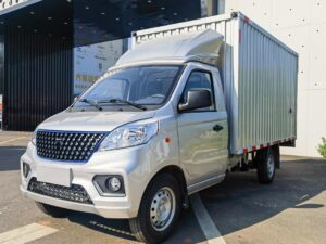 Xiangling V1 2.98Ton 3.2-Meter Single-Row Pure Electric Van-Type Micro Truck