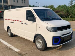 ZhiLing EV7 3Ton 5-meter Pure Electric Closed Van