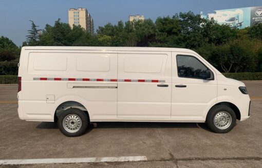 ZhiLing EV7 3Ton 5-meter Pure Electric Closed Van