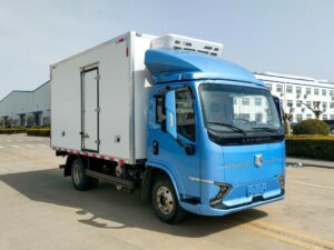 Blue Engine 4.5 Ton Electric Refrigerated Truck