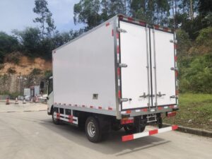 Dayun 3.1 Ton Electric Refrigerated Truck