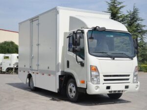 Dayun E3 4.5Ton 136Horsepower 4.15Meter Van Type Pure Electric Light Truck