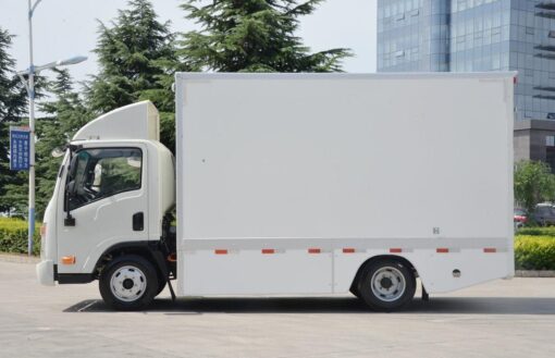 Dayun E3 4.5Ton 136Horsepower 4.15Meter Van Type Pure Electric Light Truck