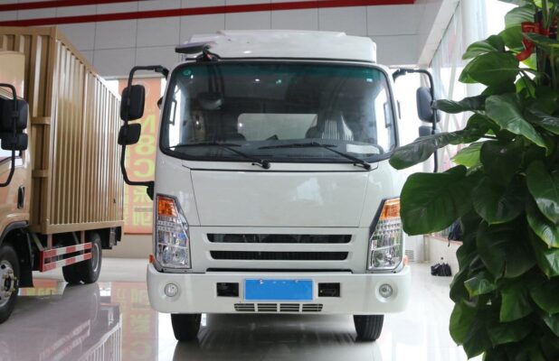 Dayun E3 4.5Ton 3.57Meter Single Row Pure Electric Van Light Truck